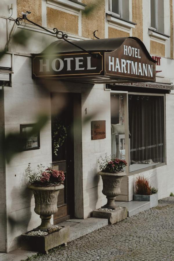 Hotel Hartmann เฟือร์สเทนเฟลด์บรุค ภายนอก รูปภาพ